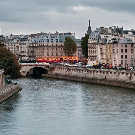 Latin Quarter - Notre Dame Daire Paris
